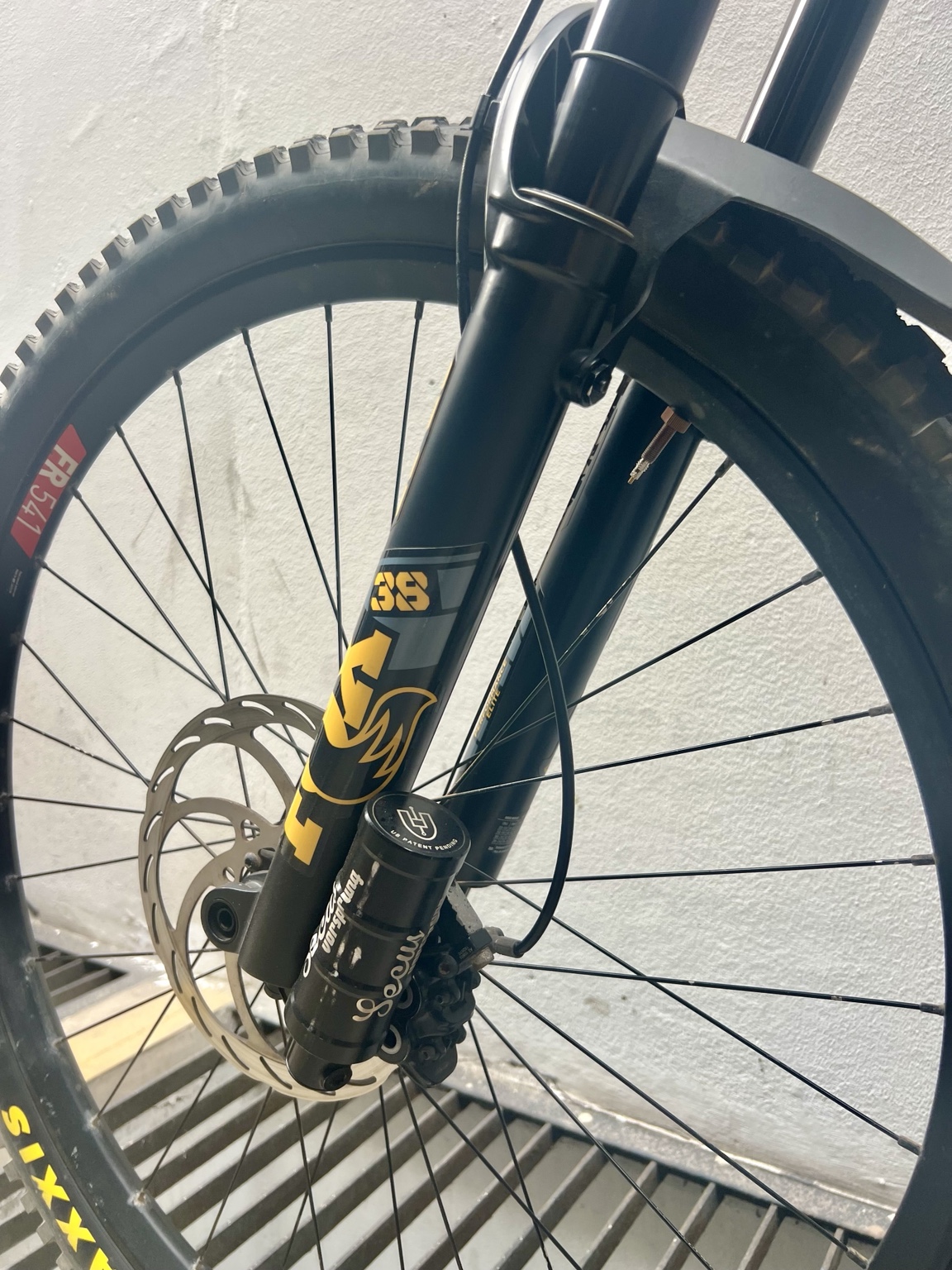 Mondraker Superfoxy RR 2025, vista 6